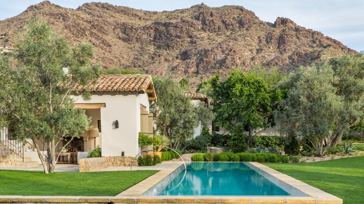 Gammelt møter moderne – denne Arizona-villaen inkluderer deler som dateres tilbake til 1200-tallet