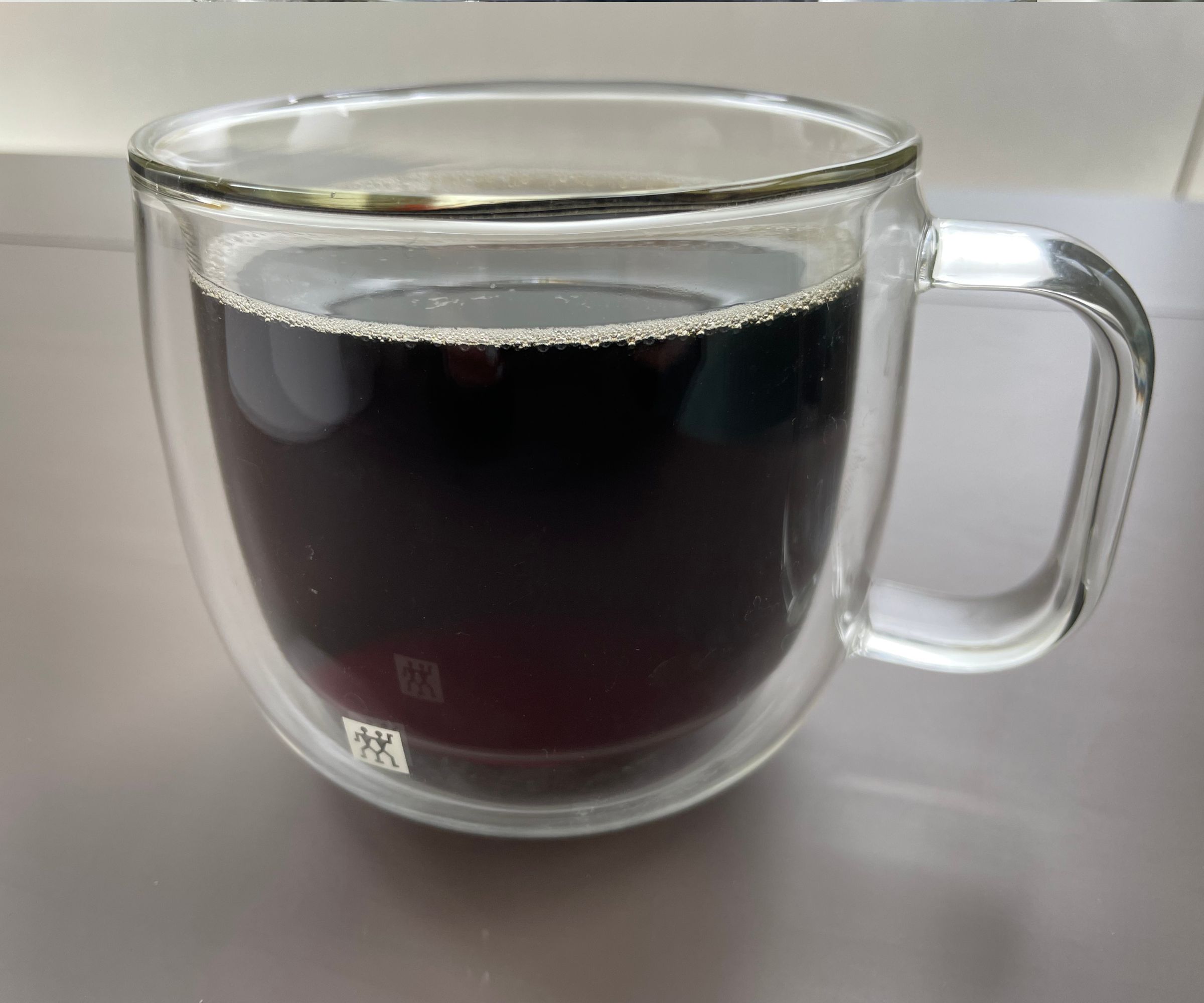 En kopp kaffe laget med The Ultimate AeroPress Recipe