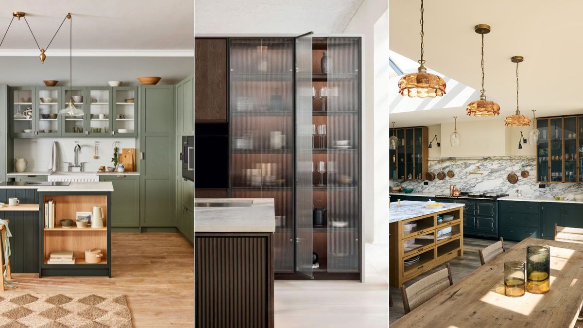 Er kjøkkenskap med glassfront fortsatt på trenden?  Eksperter vurderer om dette klassiske designet er tidløst eller utdatert