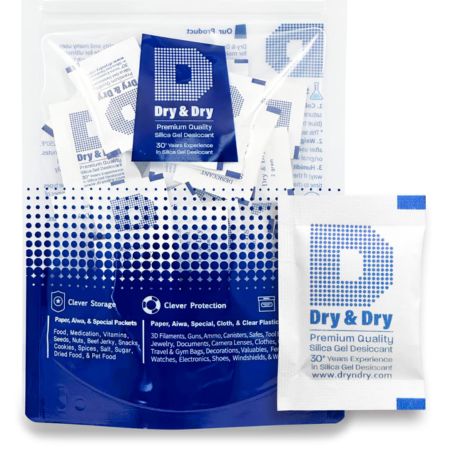 En pakke med 100 Dry & Dry 2 Gram Silica Gel Packs Tørkemidler i en blå og hvit pose