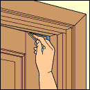 Hvordan fikse en innvendig dør: En DIY-guide