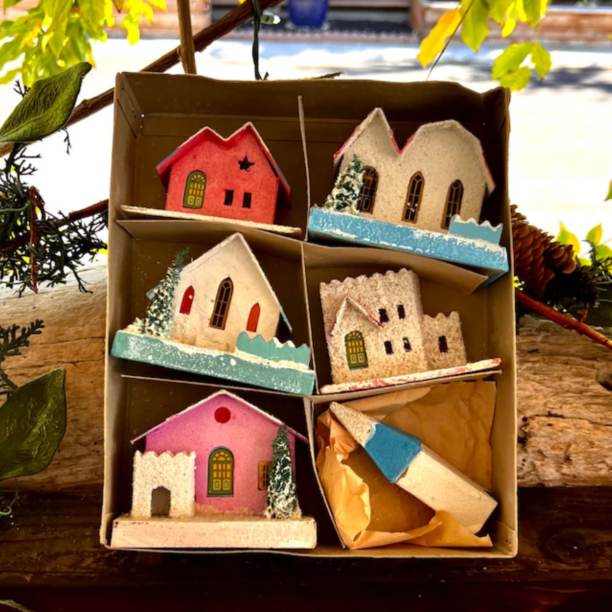 Vintage Putz juletrehus Diorama
