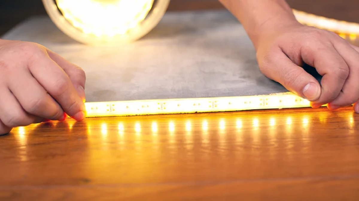 Plasser LED-lysstriper