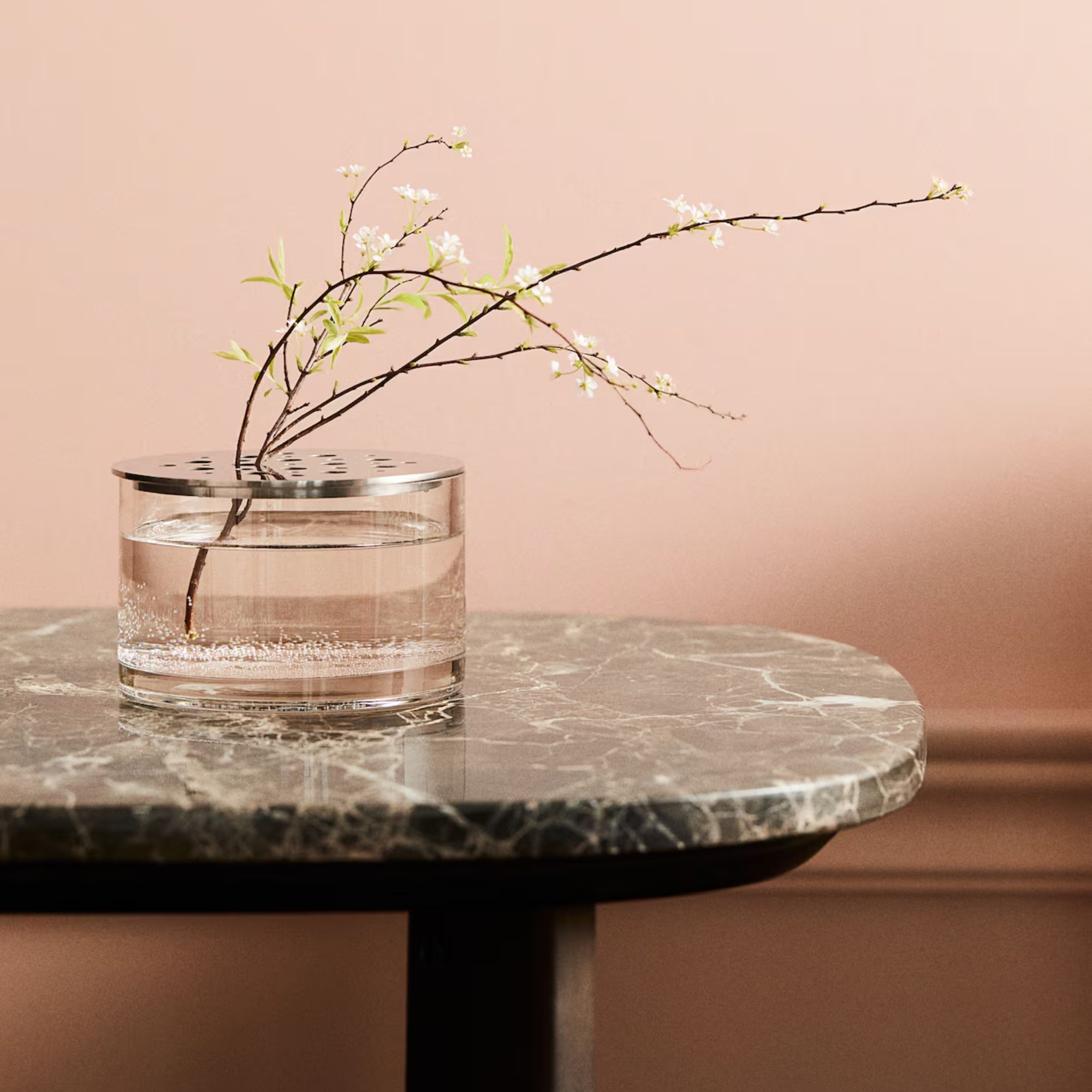 Sølvfarget glass ikebana vase