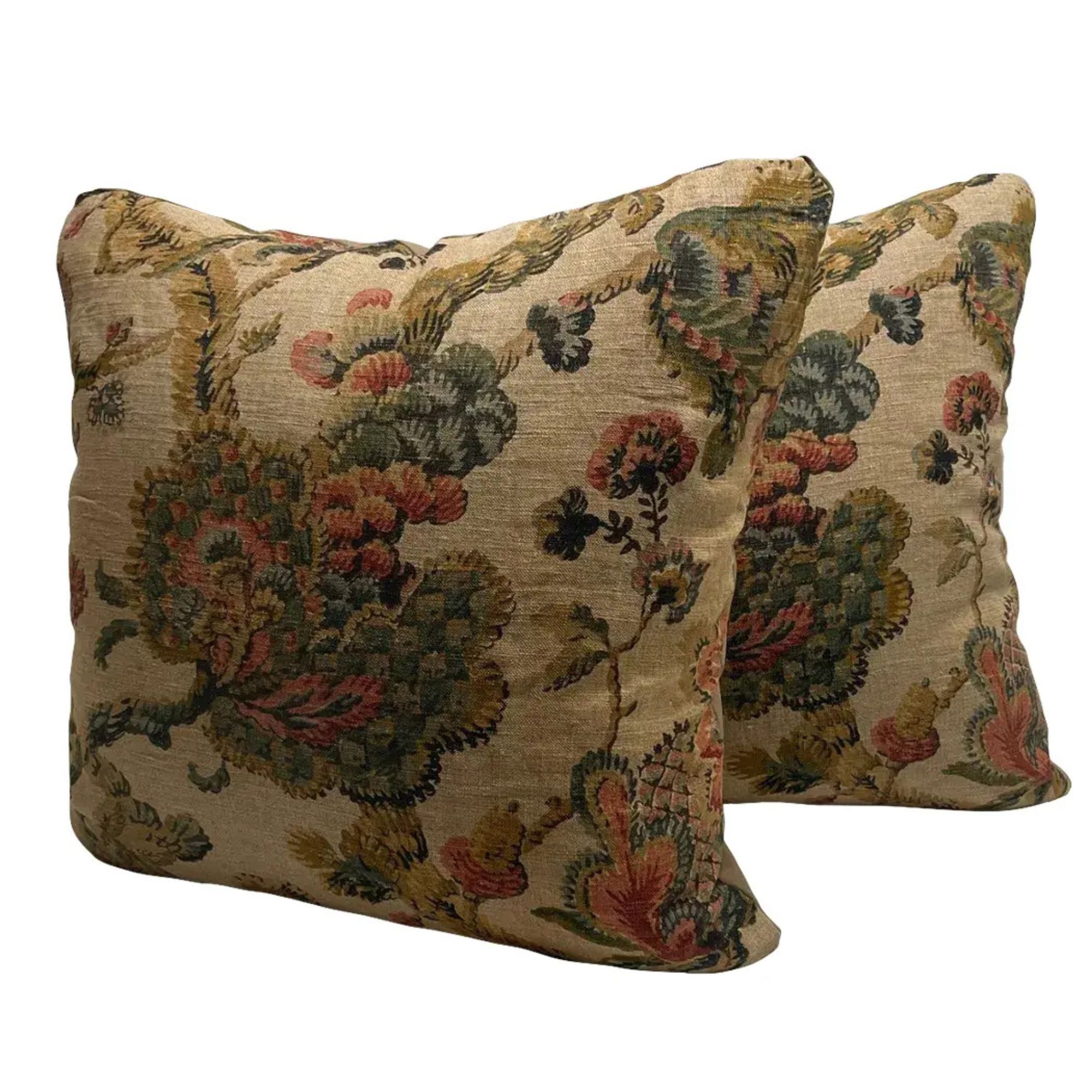 Par putetrekk laget med et vintage linutskriftsfragment