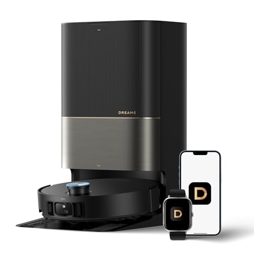 Dreame X50 Ultra Robot Vacuum og MOP krukket inn høy, svart rengjøringsstasjon, ved siden av en avbildet smarttelefon og smartklokke mot hvit bakgrunn.