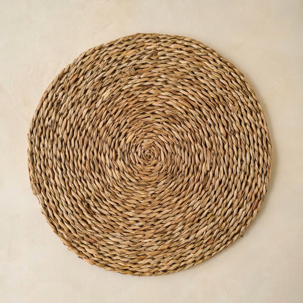 Lucian Round Placemat